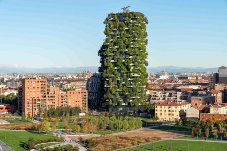 Stefano Boeri Architetti, Bosco Verticale Milano (© Dimitar Harizanov)