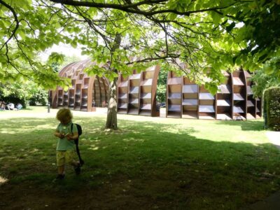 Londra, Serpentine Pavilion 2025, A Capsule in Time, (@ Martha Pollak)