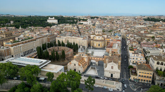 Roma, Piazza Augusto Imperatore, Francesco Cellini, 2025 (@ MonkeyS Video Lab)