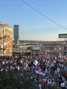 Proteste contro il governo di Aleksandar Vučić, giugno 2025 (© Mariolina Affatato, 2025)
