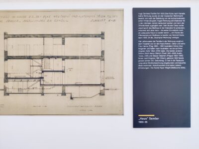 Haus Semler, pannello mostra Kulka (© Laura e Gianluca Frediani)