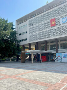 Il Palazzo dei Bambini, nel Quartiere Francese di Hnoi (© Luca Bonazzi)