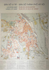 Mappa del patrimonio edilizio costruito dalla colonizzazione francese a Hanoi durante i decenni, in mostra presso il centro di documentazione sull’Hanoi capitale dell’Indocina Francese
