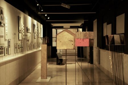 allestimento della mostra “Studio MC2AA. Forma Relazione”, Roma, Sapienza, 2025