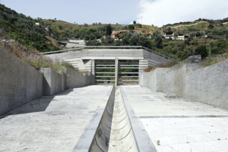 Nowa, Agamennone (https://www.studionowa.com/portfolio/giampilieri-loco-grande/)