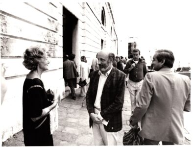 Inaugurazione della Sezione Europa-America (Vittorio Gregotti al centro), Archivio Storico della Biennale di Venezia, ASAC (© Cameraphoto)