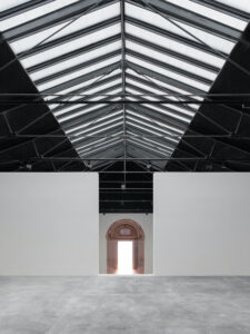 Mezzanino, Padiglione Centrale Giardini della Biennale di Venezia (© Marco Cappelletti / Marco Cappelletti Studio, courtesy La Biennale di Venezia / MiC)