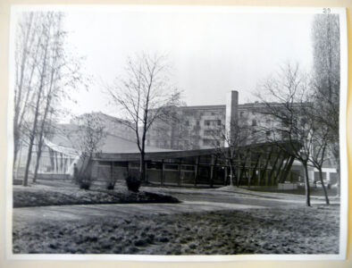 Piscina Solari, Milano (© Archivio Arrigo Arrighetti. Archivio Storico Civico e Biblioteca Trivulziana, Castello Sforzesco, Milano)