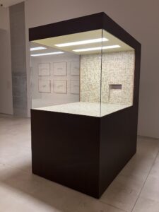 Wesley Meuris, Enclosure for Animals (Zoology), 2006-2021 (© by Sofia Nannini)