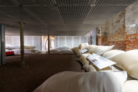 Heatwave, Padiglione Bahrain, Biennale Architettura Venezia 2025 (© Andrea Avezzù, courtesy La Biennale di Venezia)