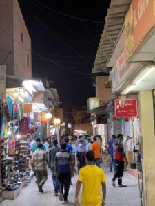 Un momento del progetto urbano di OFFICE KGDVS (2012-2021) nel centro di Al Muharraq, Bahrain (©Mauro Cecchetti)