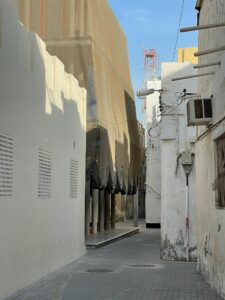 Il progetto del Cultural Centre (2012-2019) di OFFICE KGDVS, Al-Muharraq, Bahrain (©Mauro Cecchetti)