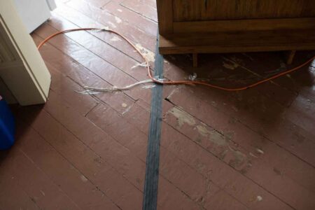 Linea di confine all’interno della Haskell Free Library and Opera House