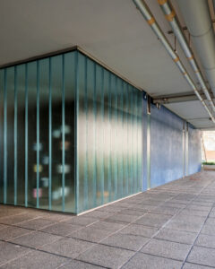 Ada Defez, Edificio residenziale Villaggio Giardino