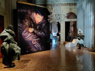 Fondazione Dries van Noten, Palazzo Pisani Moretta, mostra "The only true protest is beauty" (© Veronica Rodenigo)