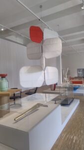 Mostra "Edward Barber & Jay Osgerby. Alphabet" presso Triennale Milano (© Matteo Ocone)