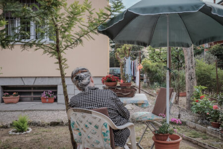 Spazi di pertinenza condominiali a Bologna (© Gianluca Rizzello)