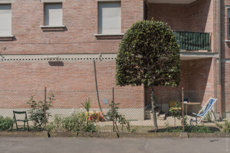 Spazi di pertinenza condominiali a Bologna (© Gianluca Rizzello)