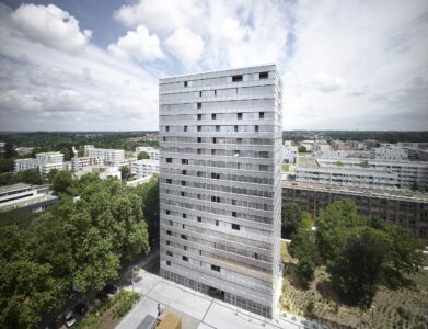 LAN, Résidence Saint-Hilaire a Lormont Génicart, Francia: facciata ovest (Julien Lanoo)