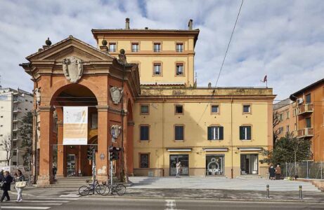 Arco Bonaccorsi, Bologna