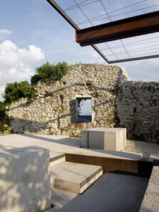 Amanzio Farris: piazza marginale a Rocca di Mezzo (L'Aquila; 2012-17)
