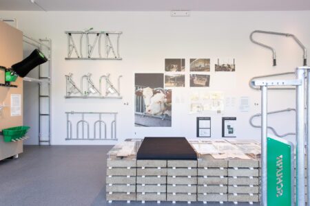 mostra "Convivium: Food Systems at the Limit”, Pinakothek der Moderne, Monaco di Baviera, 2026 (© Nikolai Rusu)
