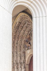 Cattedrale di Sant Maurice, Angers nuovo portico Kengo Kuma, 2026 (courtesy Comune di Angers, © Thierry Bonnet)
