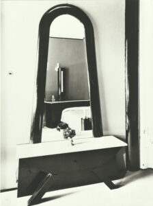 La toilette della camera da letto