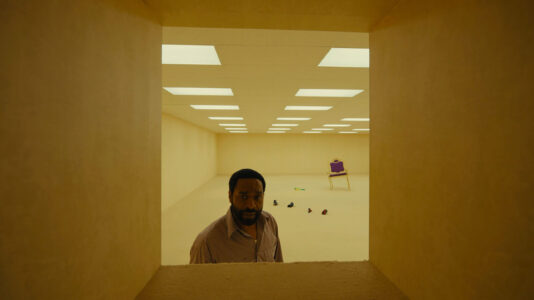 Scene del film "Backrooms", 2026
