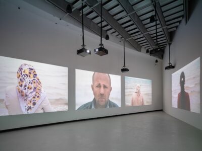 Matrimoni Rotture e Funerali Inclusi, Sophie Calle (© Vincenzo Labellarte, Courtesy Fondazione MAXXI)