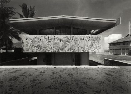 Geoffrey Bawa, St. Thomas' Preparatory School, decorazioni di Anil Gamini Jayasuriya, 1962
(© Geoffrey Bawa and Lunuganga Trusts)