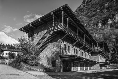 Arsenale militare Biasca, 1940-1942, Antonini-Broggini-Brunoni-Ferrini-Fischer-Jäggli-Marazzi-Roelly-Tami (©Roberto Conte, courtesy TAM)
